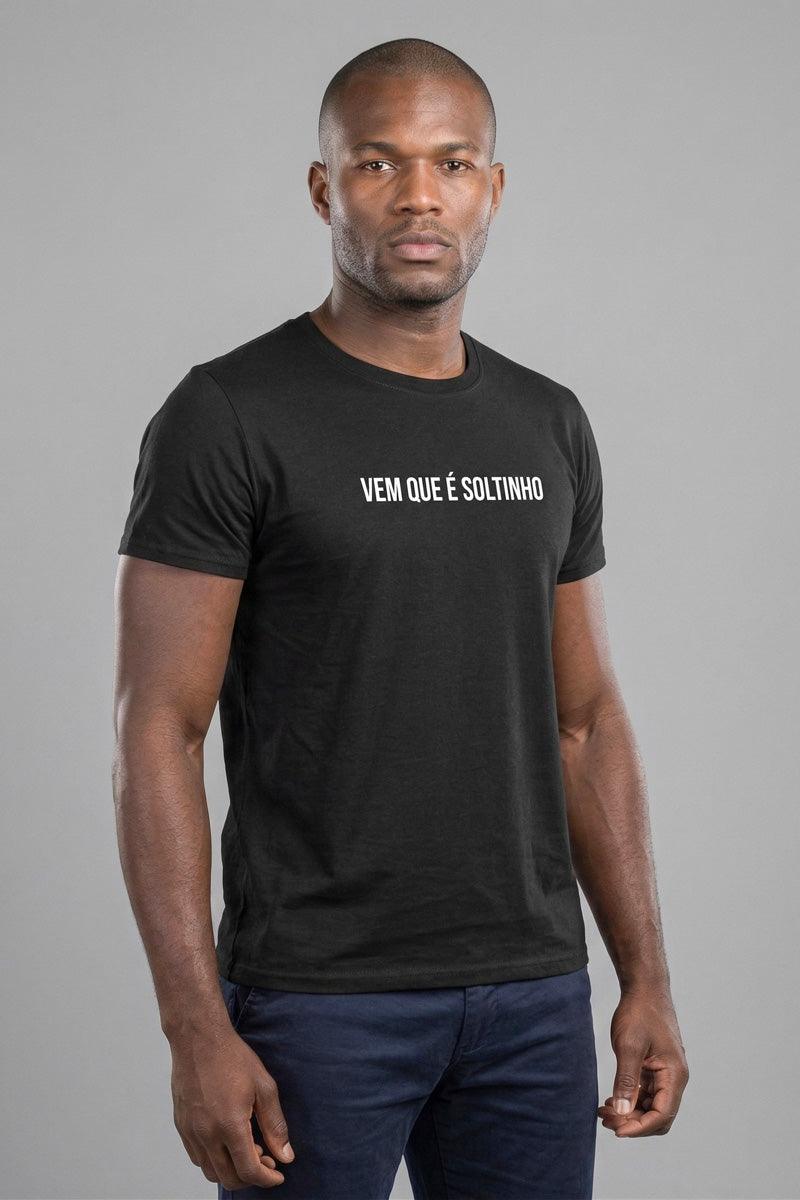 Camiseta Coleção Zoeira Vem Que É Soltinho