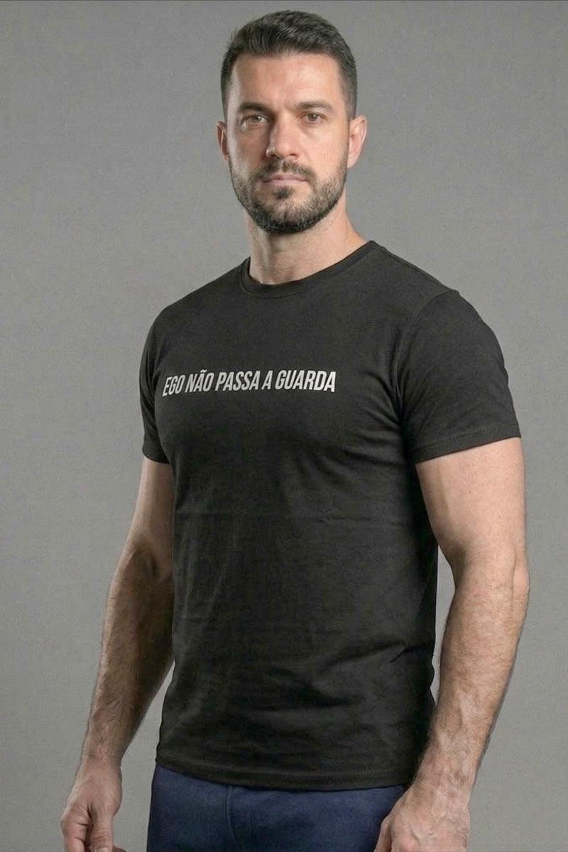 Camiseta Coleção Pressão Ego Não Passa a Guarda